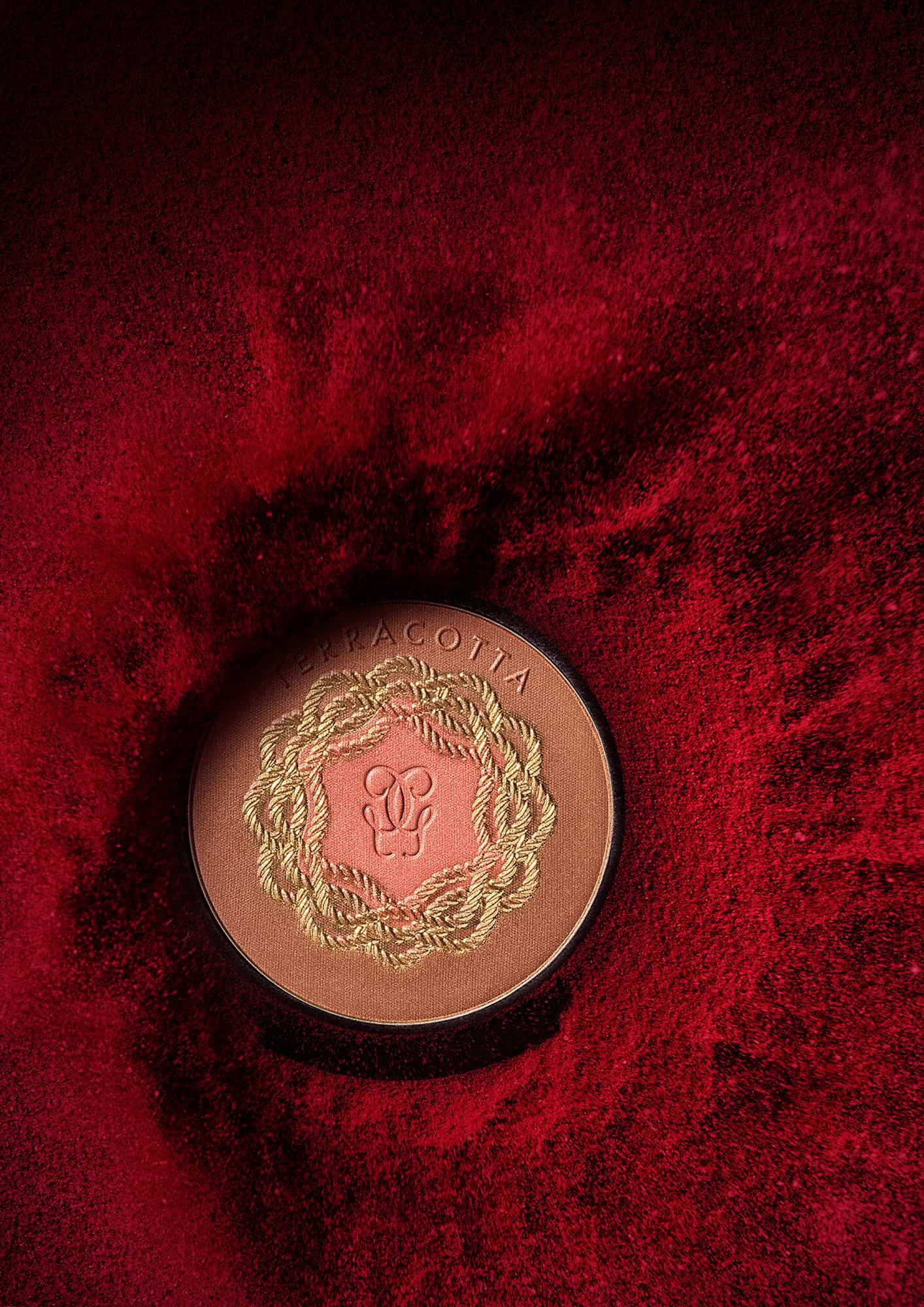 Guerlain - Terracotta Bronzer on a Bed of Red Powder